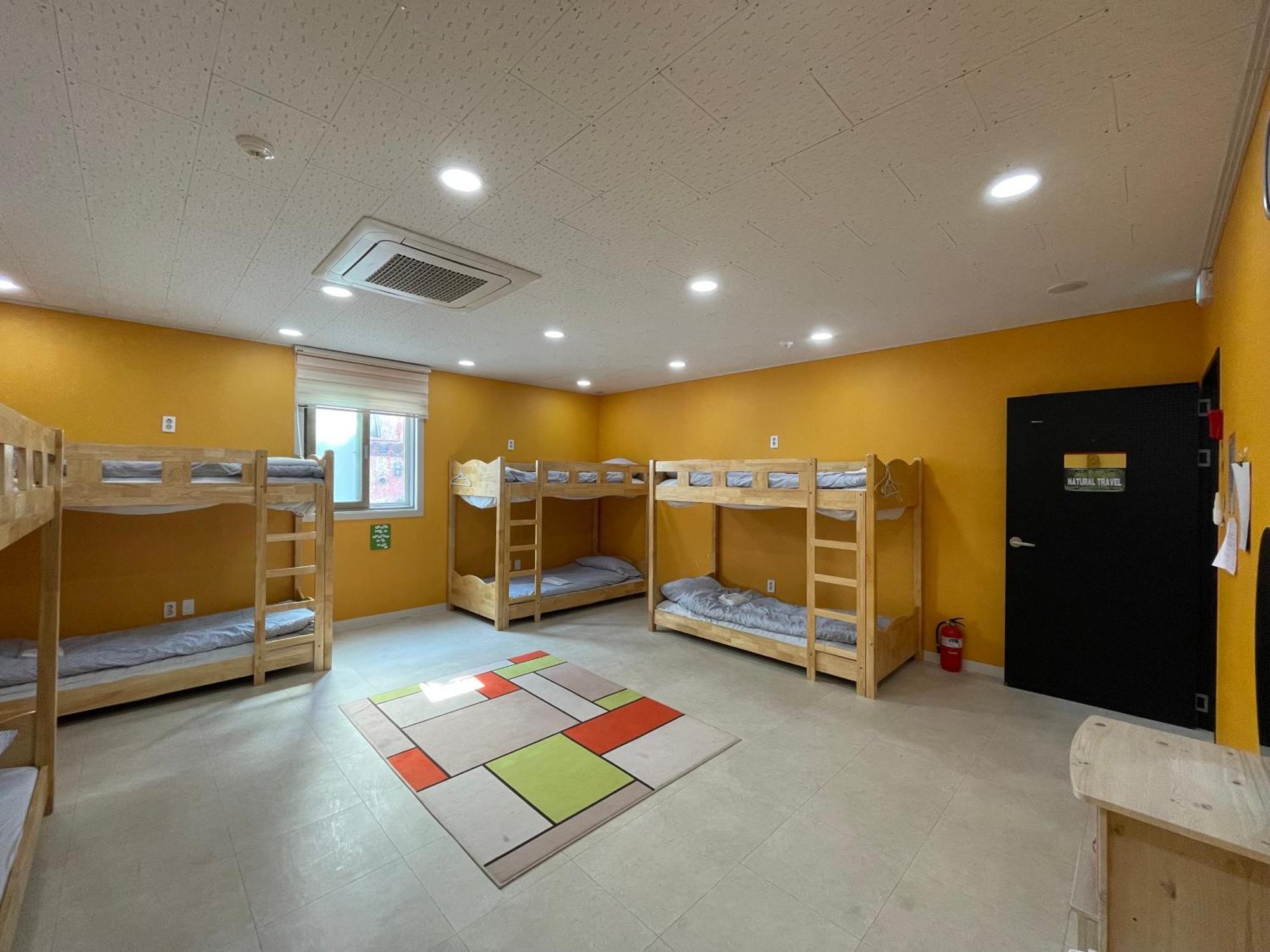 济州市 耶斯俊旅馆酒店 外观 照片